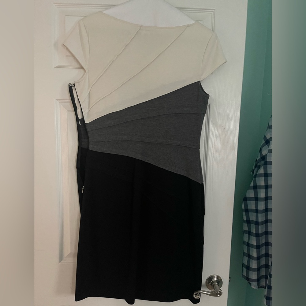 Size 14 Fitted dress